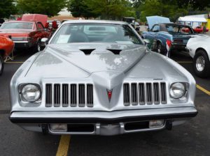 1975 pontiac grand am was very popular until the 1973 oil crisis